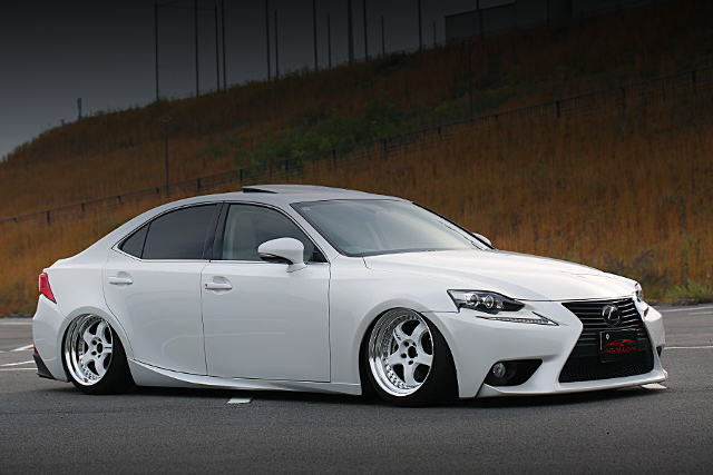 Front exterior of AVE30 LEXUS IS300h VERSION L.