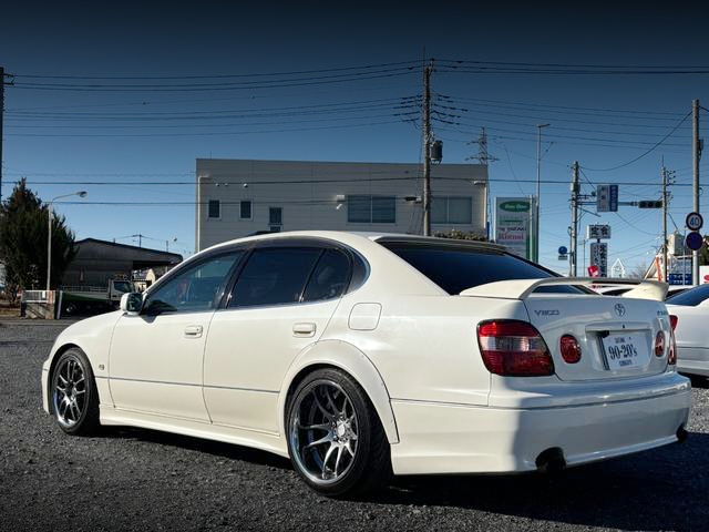 Rear exterior of JZS161 ARISTO V300.