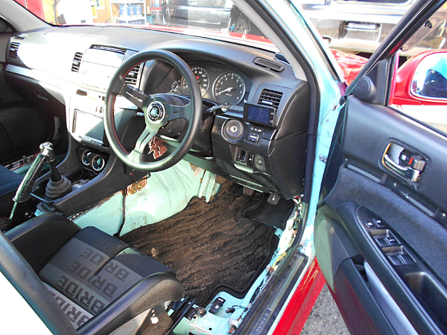Driver Side Interior of Donki Express Shopping Build JZX110 Mark II iR-V.