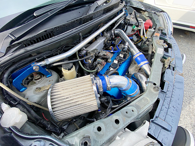 JB TURBO INLINE-4 ENGINE.