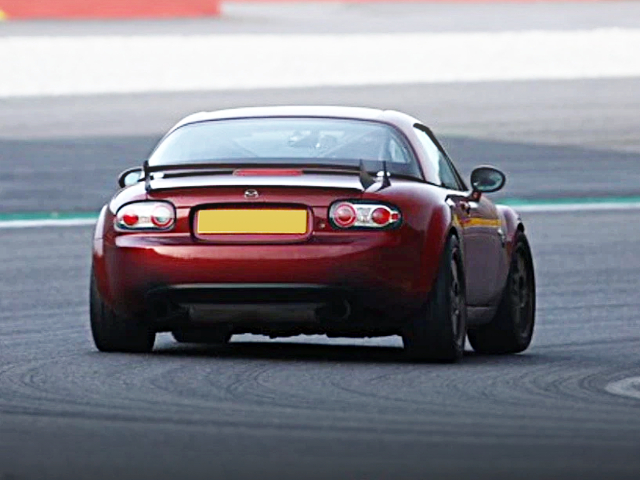 Rear exterior of NC MAZDA MX-5 of 6MT.