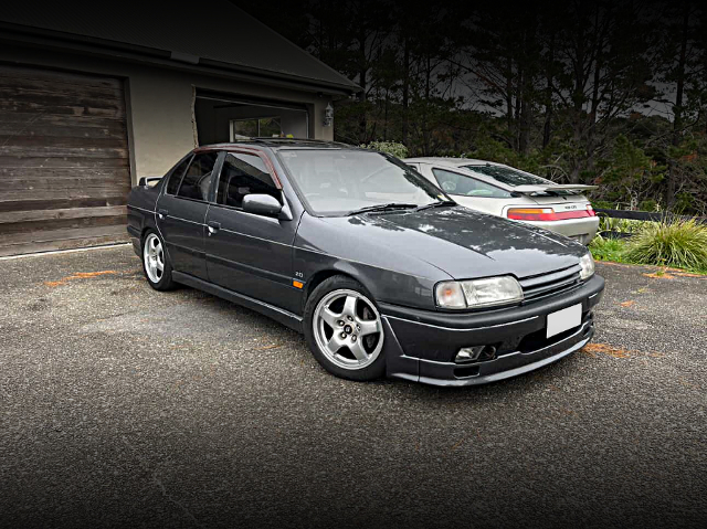 Front exterior of 1st Gen P10 NISSAN PRIMERA.