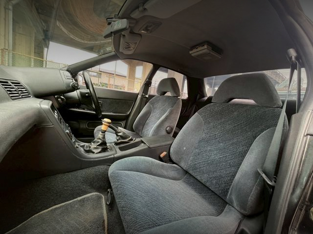 seats of HNR32 SKYLINE 4-DOOR GTS-4.