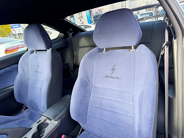 Seats of 180SX faced S15 SILVIA SPEC-S.