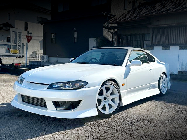 Front exterior of S15 SILVIA SPEC-S G-PACKAGE.