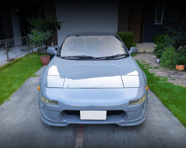 Front exterior of SW20 TOYOTA MR2.