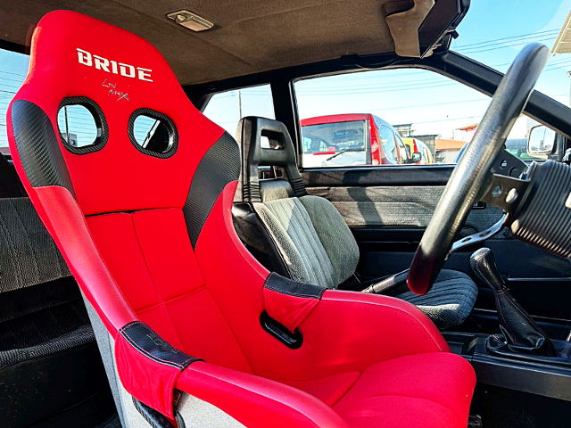 Seats of AE86 SPRINTER TRUENO GT-APEX.