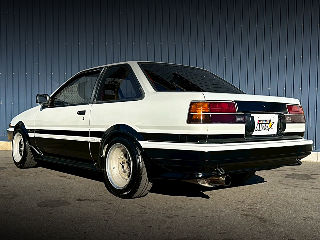 Rear exterior of AE86 SPRINTER TRUENO GT-APEX.