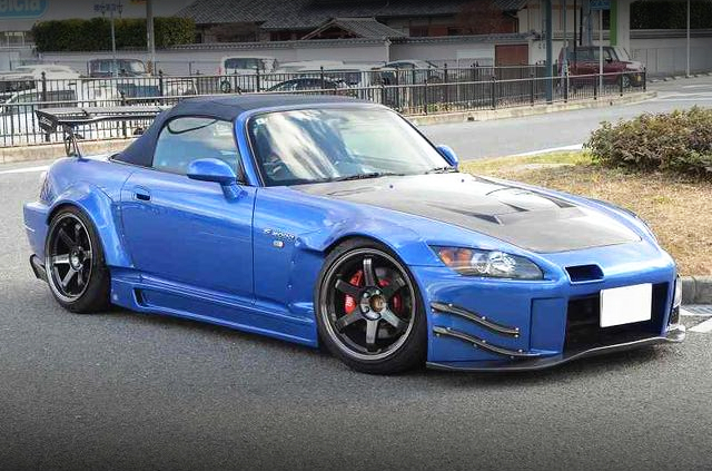 Front exterior of WIDEBODY AP2 S2000.