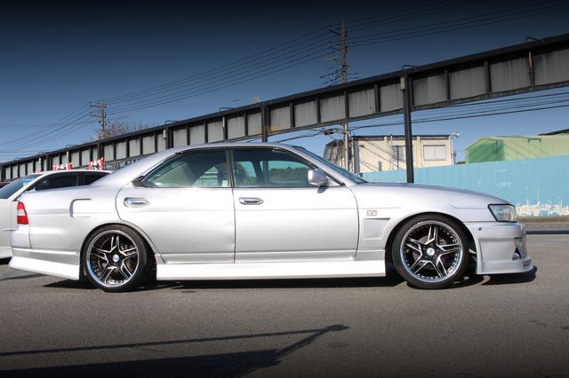 Side exterior of WIDEBODY C35 NISSAN LAUREL.