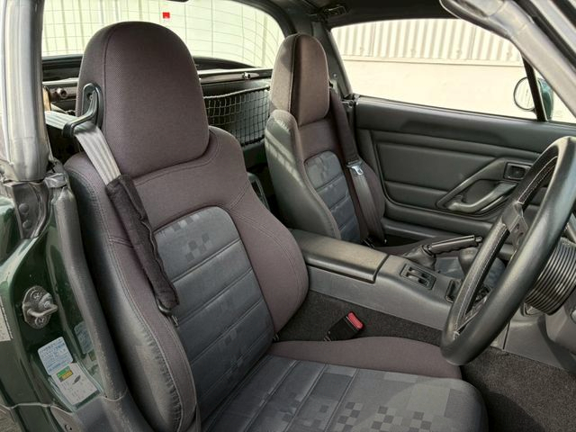 Interior seats of EA21R SUZUKI CAPPUCCINO.