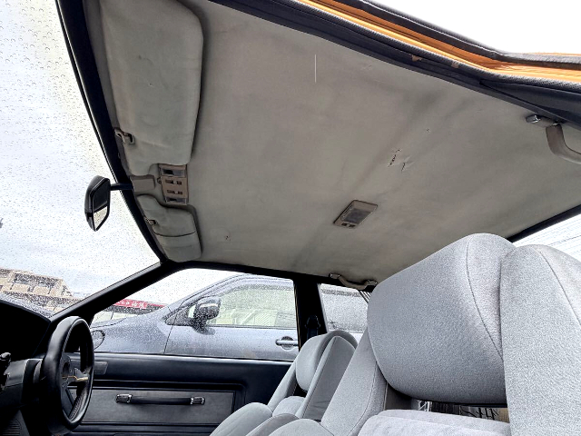 interior roof of JDM FUKUOKA STYLE GZ10 TOYOTA SOARER.