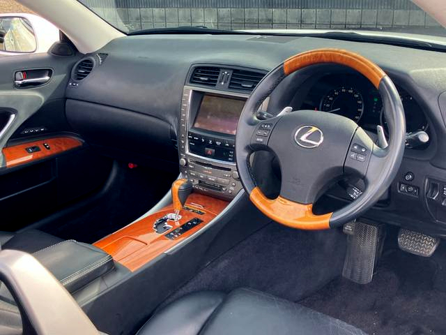 Interior of RocketBunny With LEXON WIDEBODY GSE20 LEXUS IS250C VERSION L.