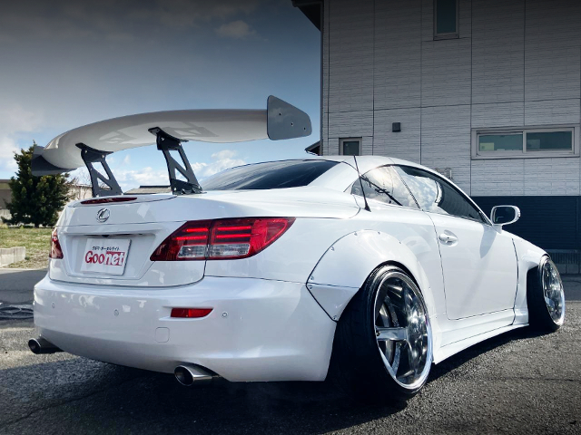 Rear exterior of RocketBunny With LEXON WIDEBODY GSE20 LEXUS IS250C VERSION L.