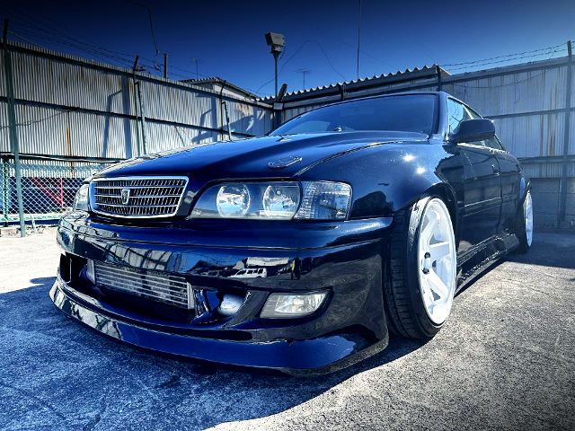 Front exterior of WIDEBODY JZX100 CHASER TOURER-V.