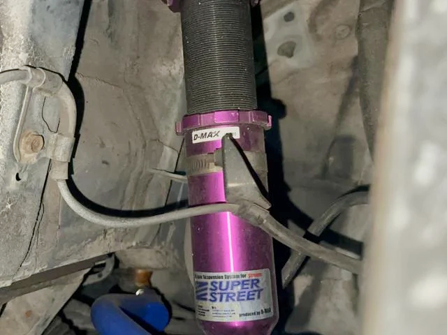 D-MAX Coilover.