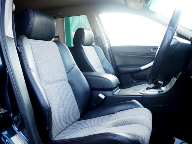 Seats of Bagged M35 NISSAN STAGEA 250RX.