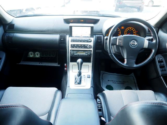 Interior of Bagged M35 NISSAN STAGEA 250RX.