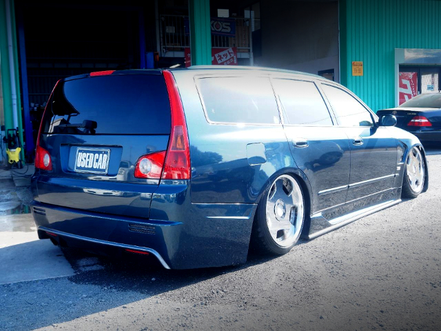 Rear exterior of Bagged M35 NISSAN STAGEA 250RX.