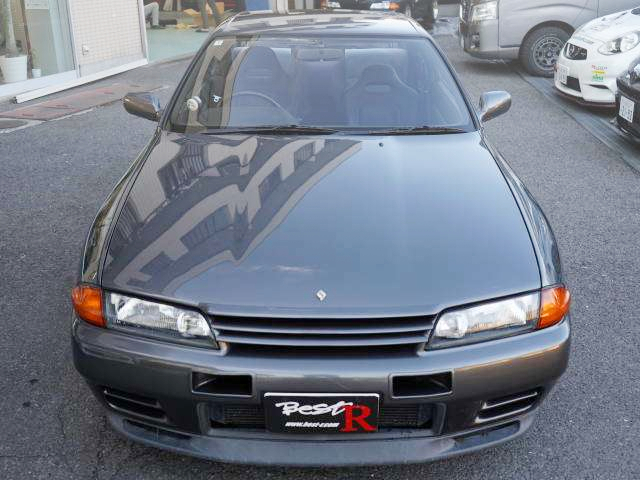 headlight of R32 SKYLINE GT-R.