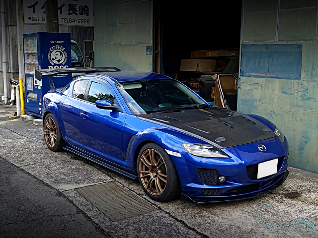 Front exterior of SE3P MAZDA RX-8.