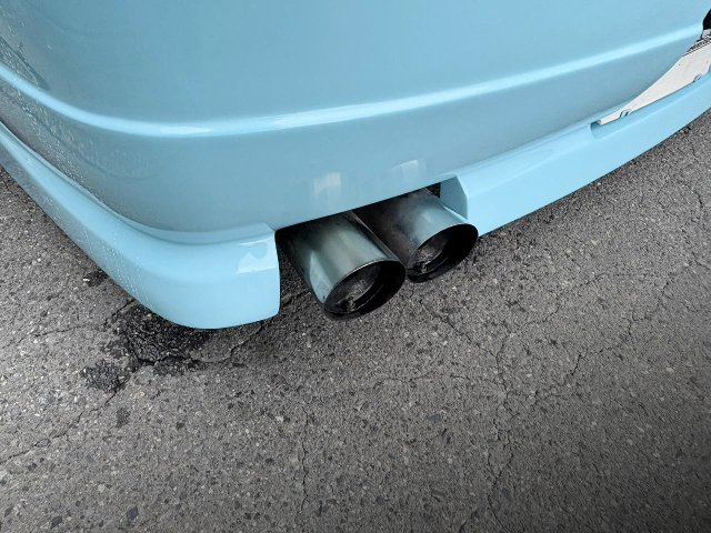 Exhaust muffler.