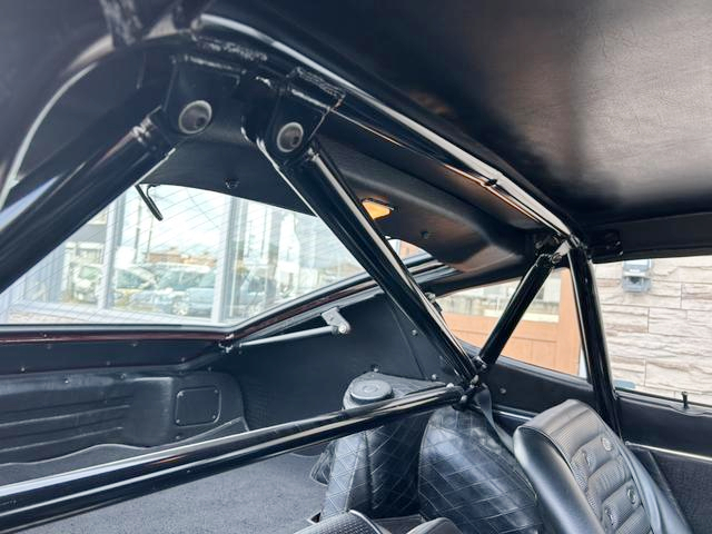 Roll cage installed S30 FAIRLADY 240ZG.