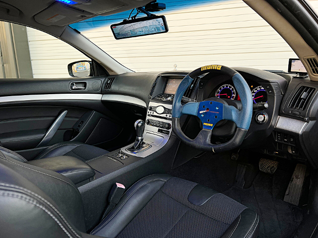 Interior of WIDEBODY CKV36 SKYLINE COUPE 370GT.