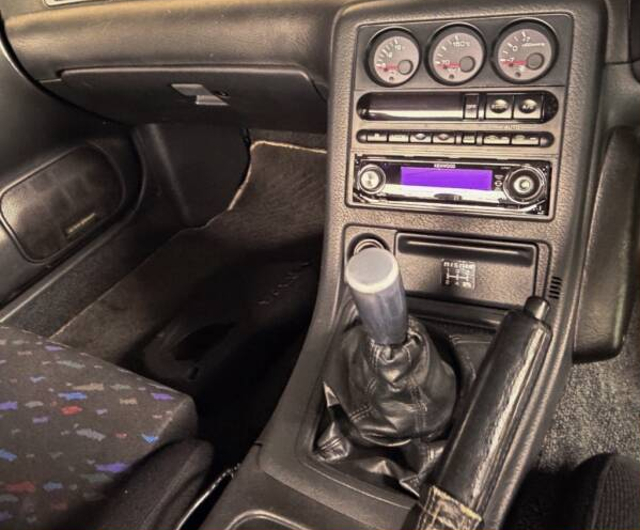 Manual shift knob of R32 SKYLINE GT-R.