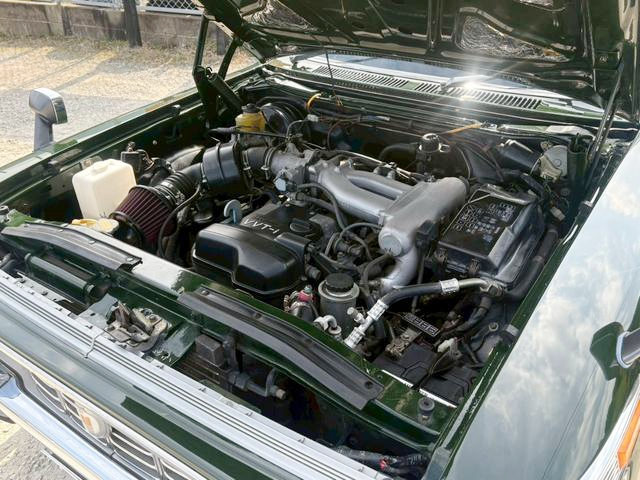 VVT-i 1JZ-GE engine.