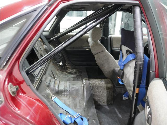 Roll cage installed A31 NISSAN CEFIRO.
