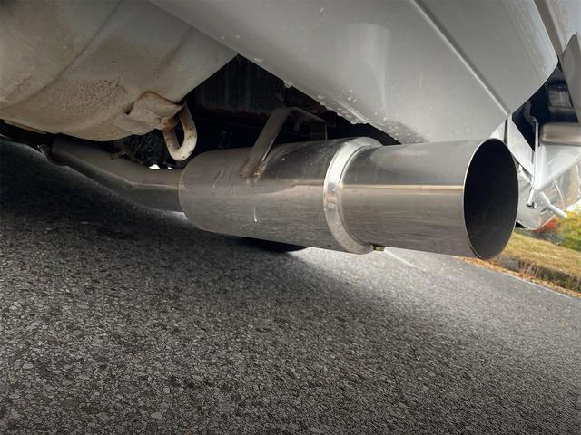 Aftermarket exhaust muffler of C33 NISSAN LAUREL.
