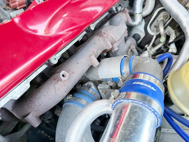 AFTERMARKET TURBOCHARGER on RB25DET engine.