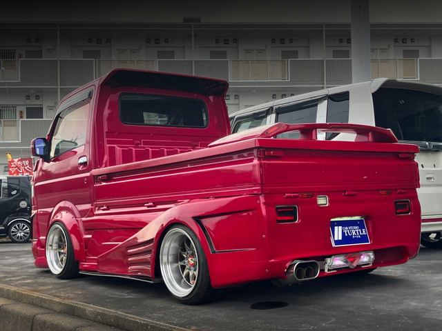Rear exterior of WIDEBODY 11th Gen SUZUKI CARRY TRUCK.