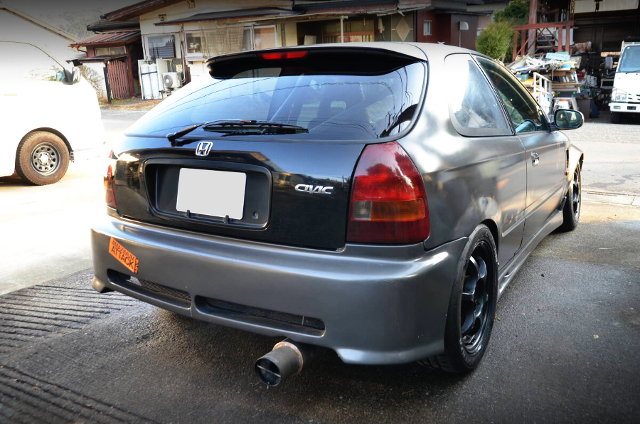 Rear exterior of EK4 HONDA CIVIC.