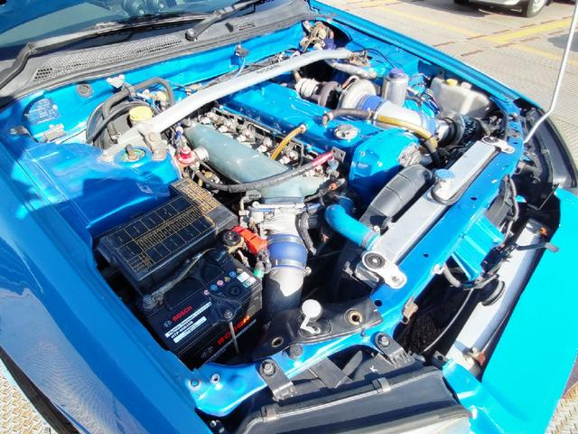 RB25 With AFTERMARKET TURBO.