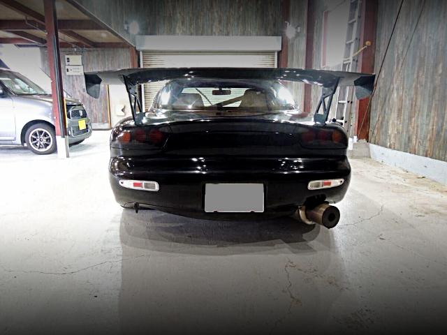 rear exterior of FD3S MAZDA RX-7.