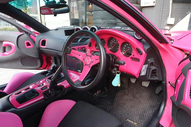 Dashboard of R-MAGIC WIDEBODY FD3S RX-7.