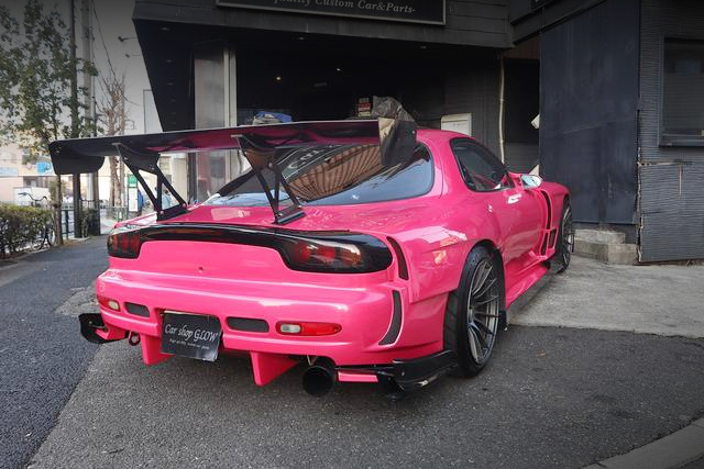 Rear exterior of R-MAGIC WIDEBODY FD3S RX-7.
