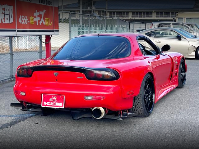 Rear exterior of VERTEX WIDEBODY FD3S RX-7.