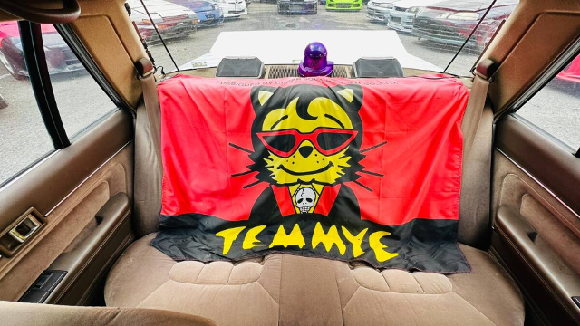 Backseat of WORKS GX71 CRESTA.