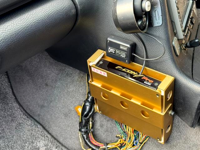 HKS F-CON V-PRO ECU.