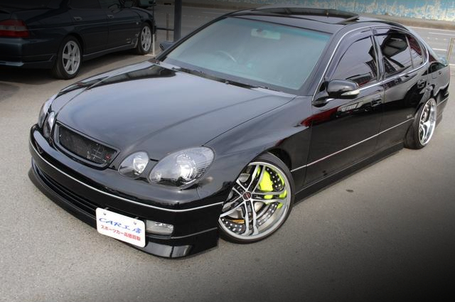 Front exterior of JZS161 ARISTO V300 VERTEX EDITION.