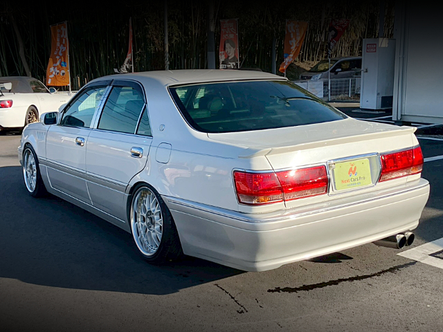 Rear exterior of JZS171 CROWN ATHLETE V.