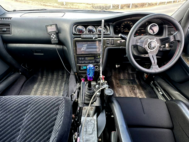Dashboard of WIDEBODY JZX100 CHASER TOURER-V.