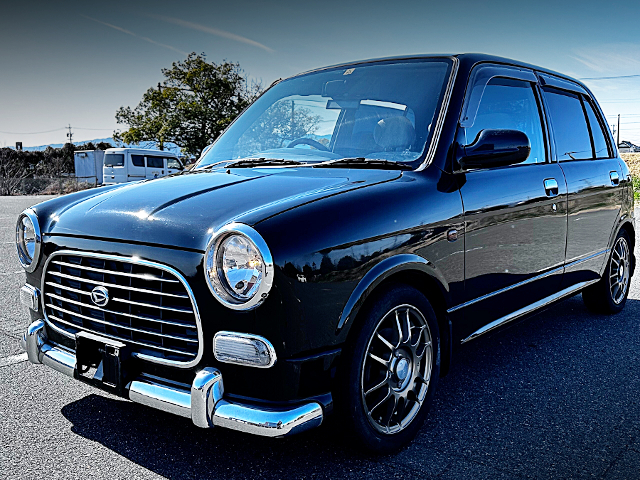 Front exterior of GINO styled L700S DAIHATSU MIRA.