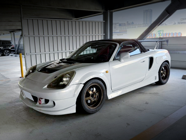 Front exterior of ZZW30 TOYOTA MR-S.