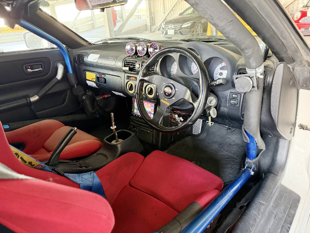 Interior of ZZW30 TOYOTA MR-S.