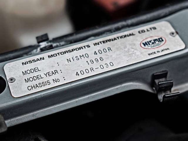 Serial plate number 30 of BCNR33 NISMO 400R.
