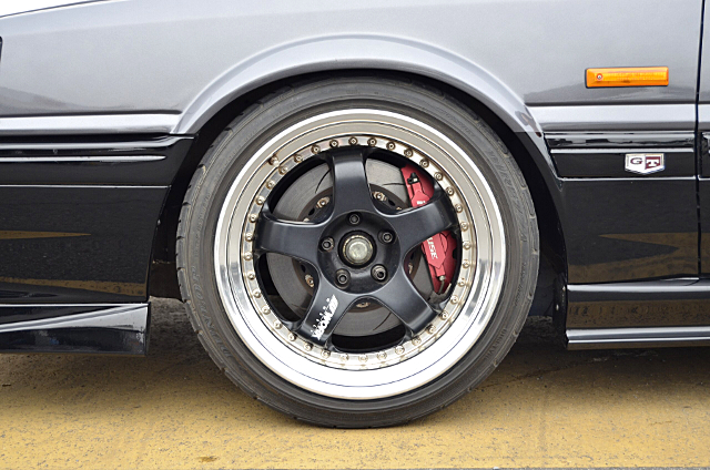 R31HOUSE Front caliper upgrade.